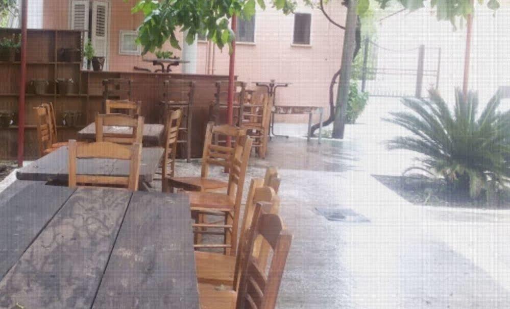 Wilde Rose Hotel Dassia  Ngoại thất bức ảnh